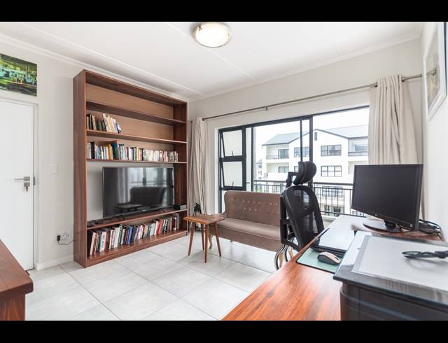 1 BEDROOM APARTMENT SOLD IN RICHWOOD